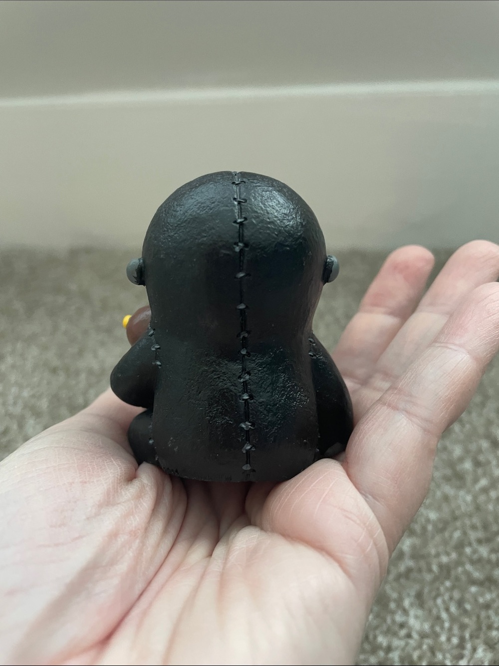 Furrybones Skeleton in Gorilla Costume Figurine - Picture 4 of 7